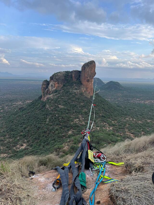 Highline in Samburu between Cat and Mouse